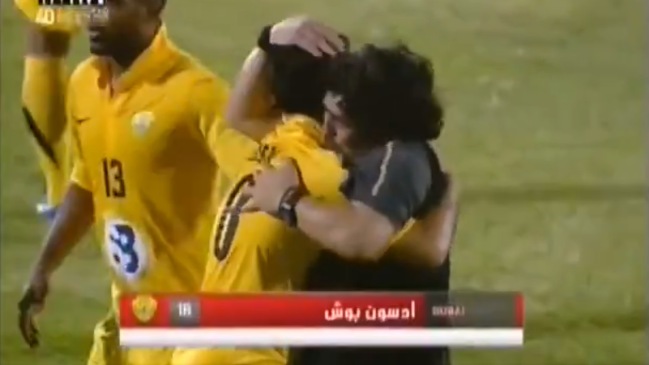 El recuerdo de Puch abrazando y festejando con Maradona días después de la muerte de su madre