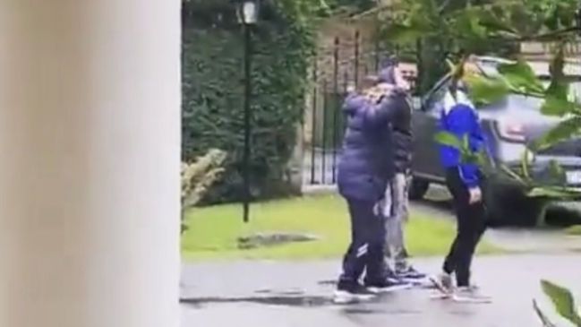 Diego Maradona hizo feliz con un saludo a un niño en el último registro antes de su fallecimiento