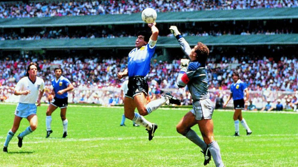 La “corrección” de Gascoigne a Shilton: Sin el gol con la mano nadie te conocería, eres famoso gracias a Maradona