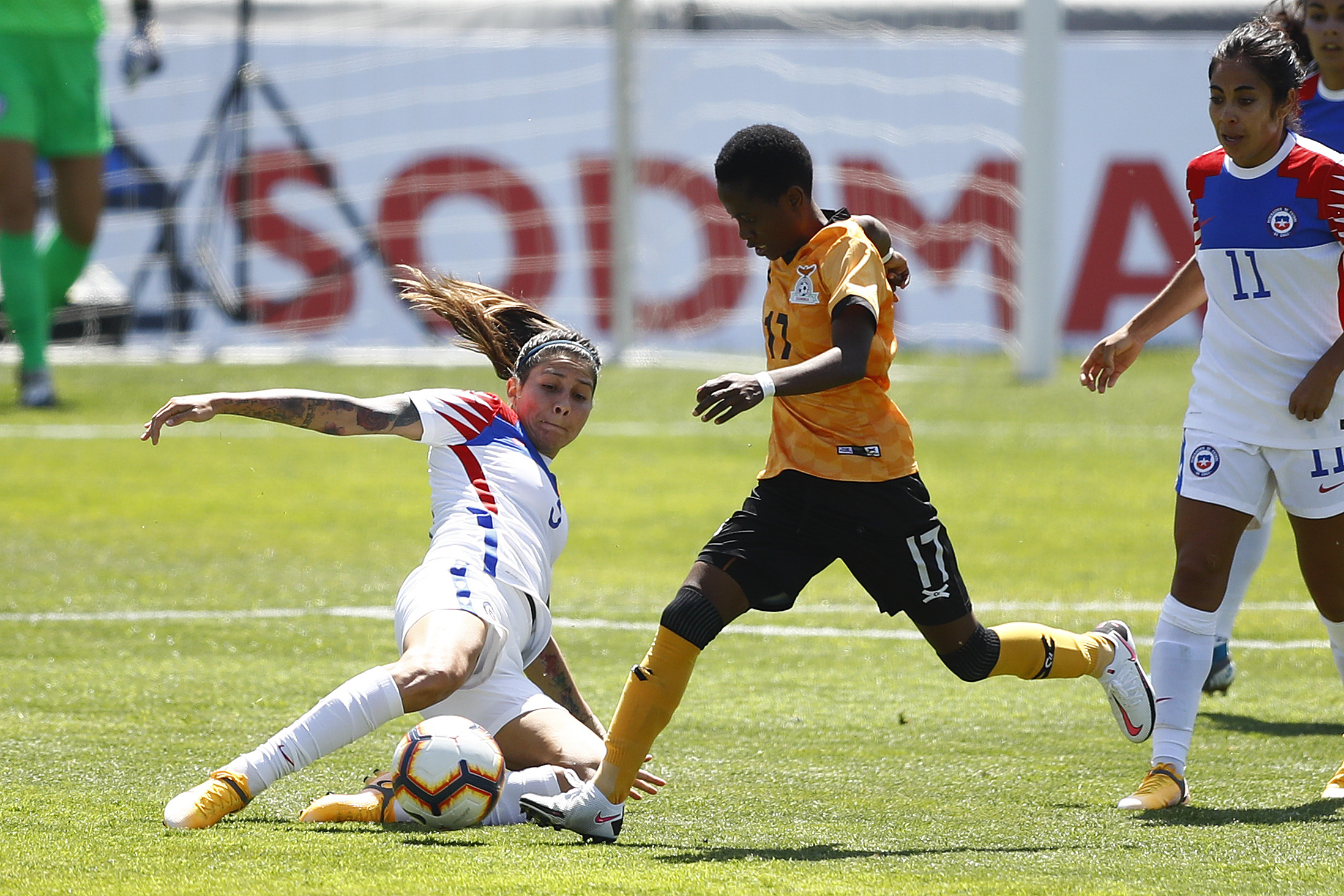 Chile pagó cara su impericia ante Zambia y sembró dudas de cara al repechaje olímpico