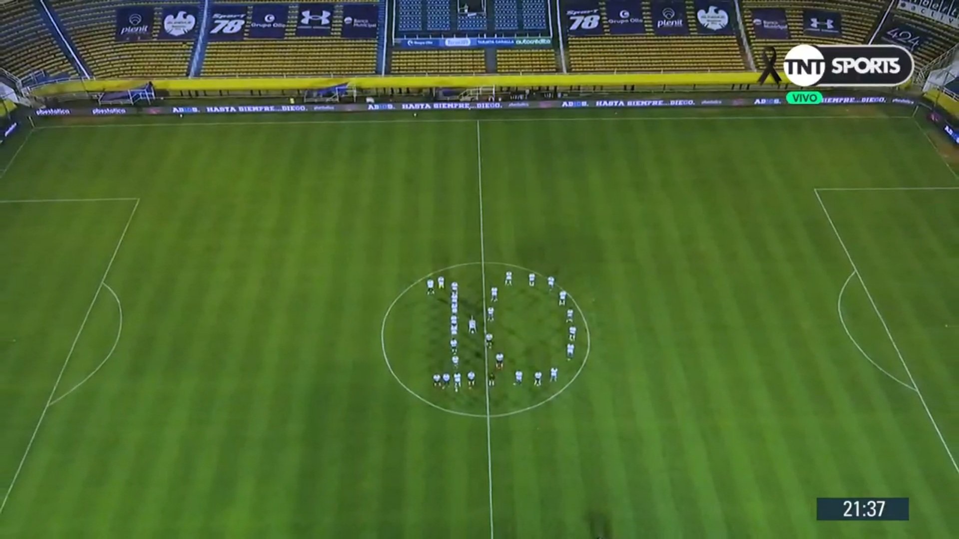 Todos juntos por el 10: River Plate y Rosario Central rindieron tributo a Maradona