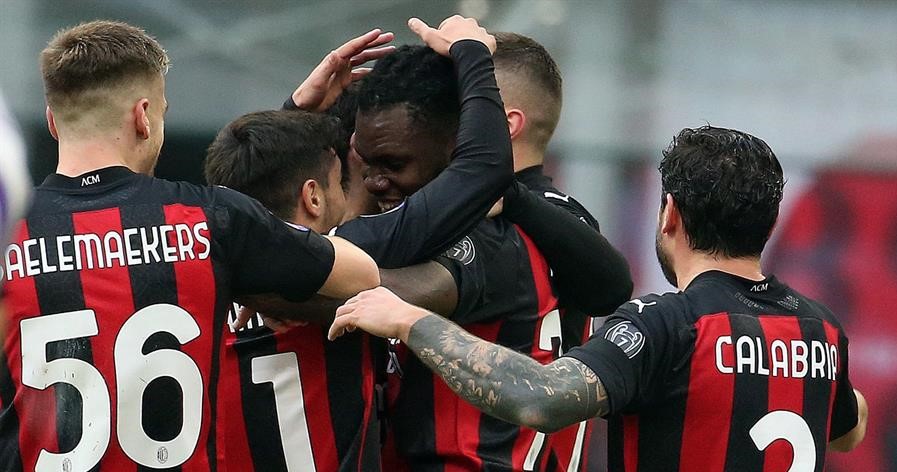 Los goles de AC Milan sobre Fiorentina para extender su ventaja en la cima de la Serie A