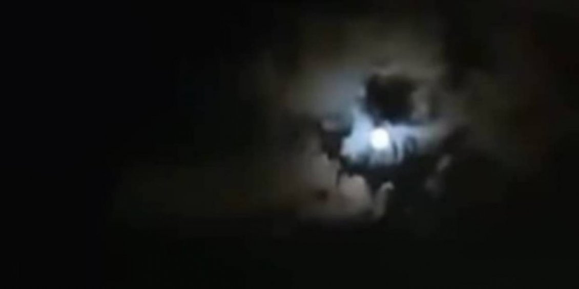 Lo ven en todos lados: La silueta de Maradona en el cielo encabezó imágenes relacionadas al astro argentino