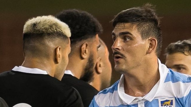 Capitán y otros dos seleccionados de los Pumas fueron suspendidos por sus mensajes de odio