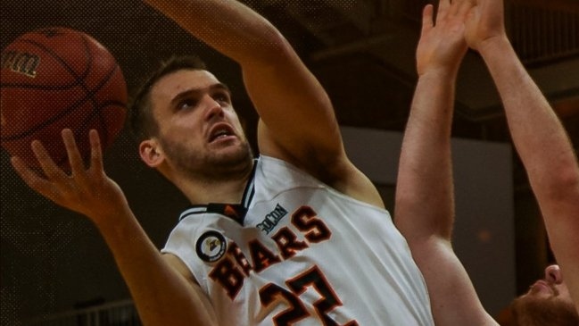 Felipe Haase volvió a destacar en el baloncesto universitario de Estados Unidos