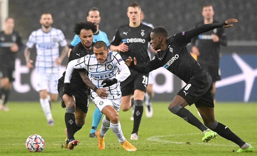 Prensa italiana fue crítica con Alexis por error ante Borussia: “Estas ingenuidades no son admisibles”