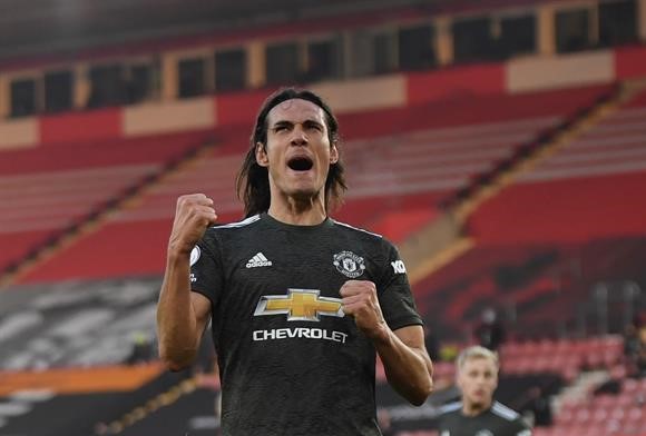 Manchester United busca ante PSG el pase a octavos de la Champions League