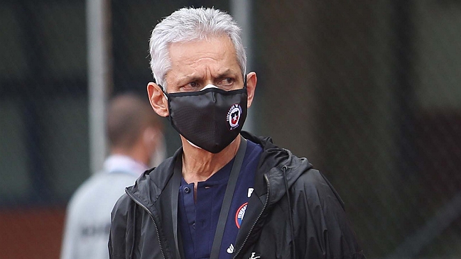 Hinchas colombianos se dividen entre Rueda, Gallardo y Pochettino para suceder a Queiroz