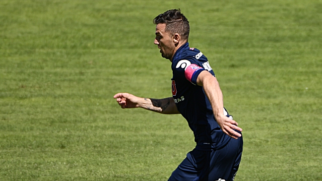 Walter Montillo se despidió de los hinchas de la U que llegaron al CDA