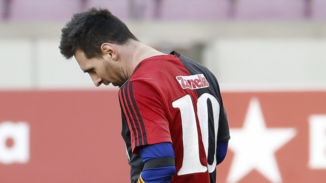 Newell’s vende réplicas de la camiseta que usó Messi para homenajear a Maradona