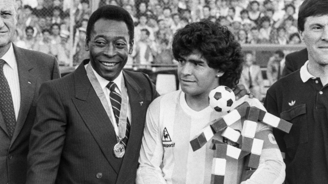 Pelé a Maradona: Eres incomparable; te amo, Diego
