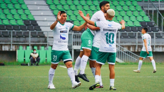 Puerto Montt aplastó a San Luis y se metió en zona de liguilla