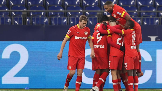 Bayer Leverkusen superó a Schalke y quedó como nuevo escolta de Bayern Munich