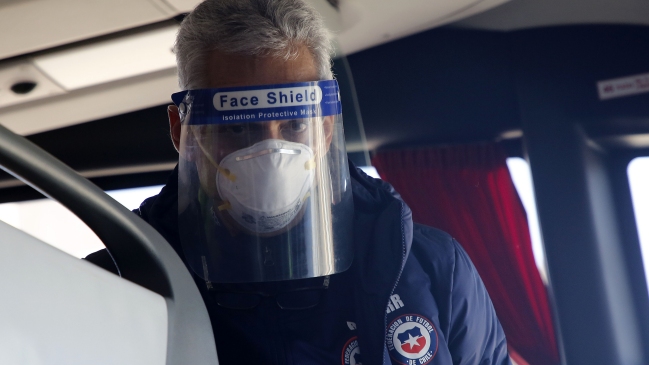 Juvenal Olmos: No creo que le haga bien a la Roja esta ambigüedad en la situación de Rueda