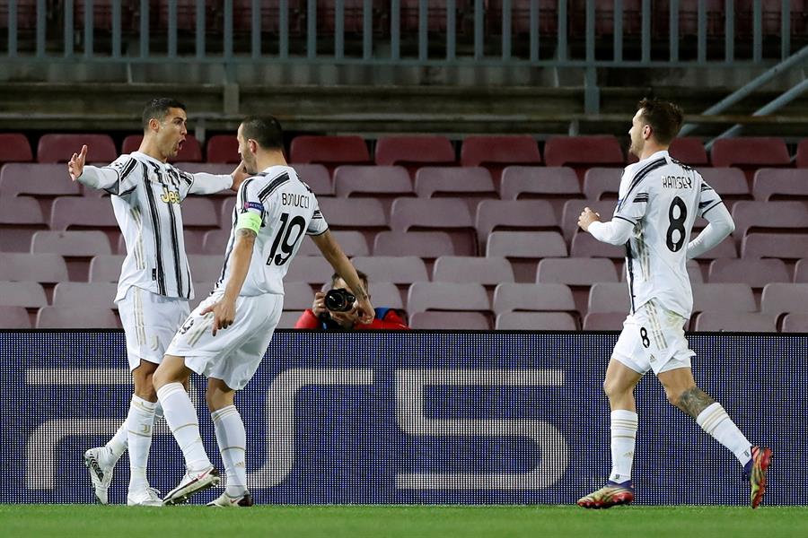 Juventus le arrebató el primer lugar del grupo a Barcelona con un inspirado Cristiano Ronaldo