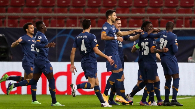 FC Porto cerró su extraordinaria fase grupal con victoria a domicilio sobre Olympiakos