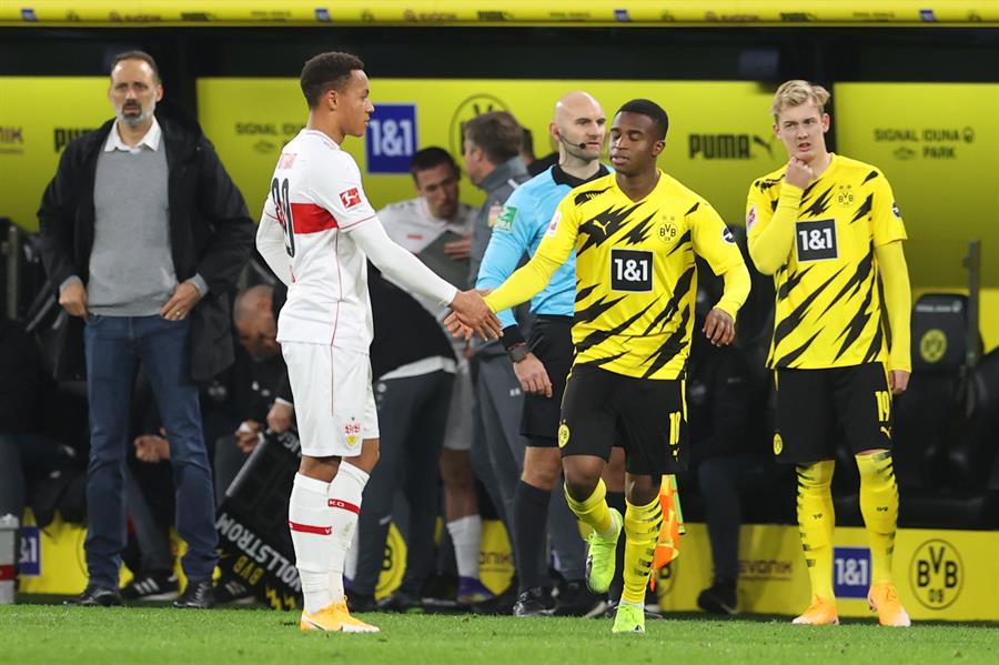 ¡Paliza en Alemania! Stuttgart aplastó a Borussia Dortmund y se prendió en la Bundesliga