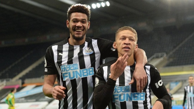 Newcastle logró esforzado triunfo y hundió a West Bromwich en la Premier League