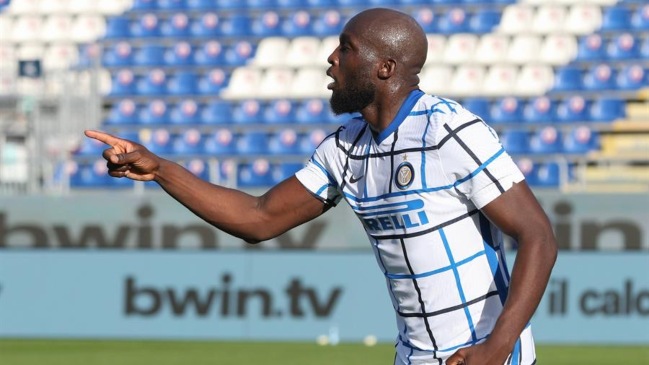 Inter de Milán aprovechó una ráfaga de 17 minutos para dar vuelta su duelo ante Cagliari