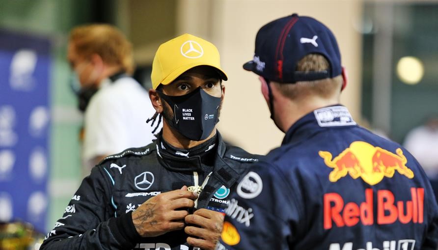 Lewis Hamilton: En Abu Dhabi fue una carrera difícil pero hace una semana no esperaba estar aquí