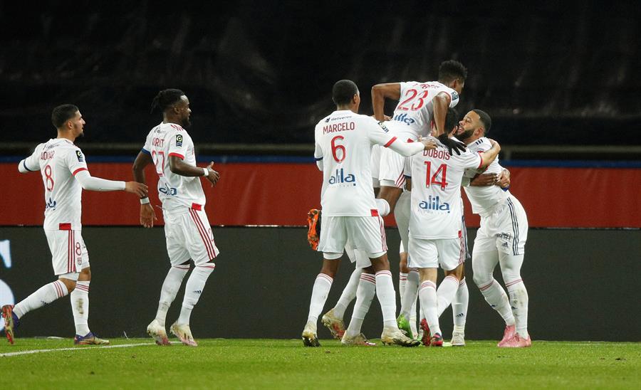 PSG cedió el liderato a Lille en Francia tras caer ante Olympique de Lyon