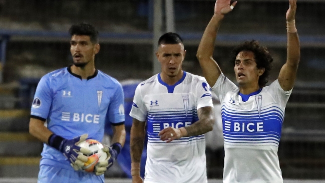 “Algo grande está por pasar”: U. Católica pidió a sus hinchas “reservarse para la Franja”