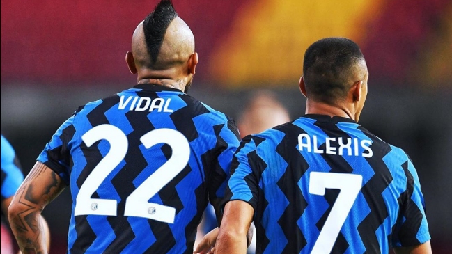 Antonio Conte: Es difícil que Alexis esté ante Napoli y si jugara Vidal, sería un riesgo