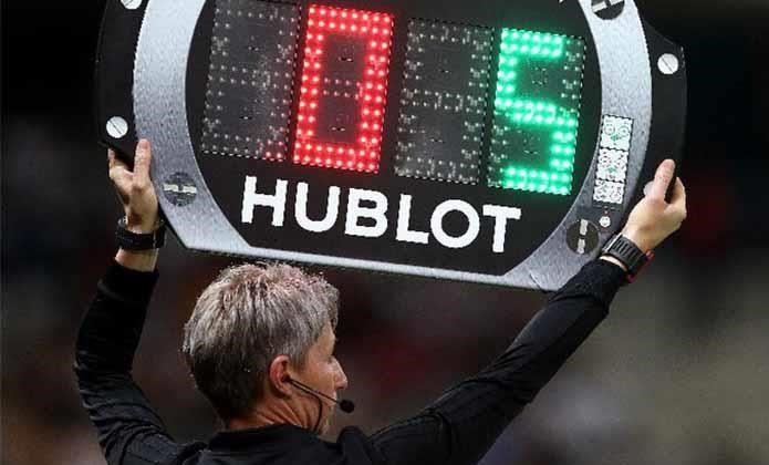 International Board prorrogó opción de 5 cambios y examinará la interpretación de las manos en el fútbol