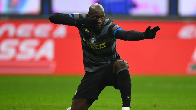 Romelu Lukaku ejecutó con sangre fría para dar el triunfo a Inter sobre Napoli