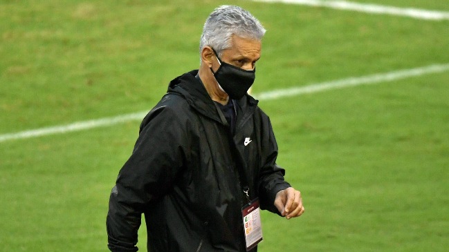 Reinaldo Rueda viajó para negociar su llegada a la selección colombiana