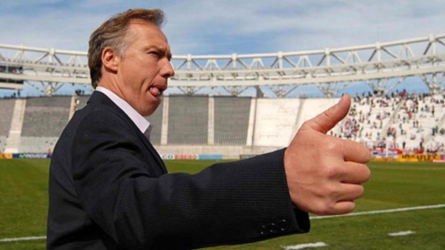 Everton anunció a Roberto Sensini como su nuevo DT