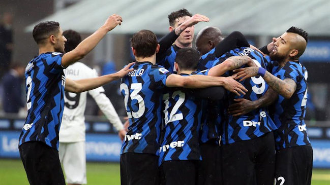 Inter contó con Arturo Vidal en cancha en cómodo triunfo sobre Spezia en Serie A