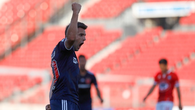 Walter Montillo capitalizó el buen arranque de la U y puso la ventaja sobre Huachipato