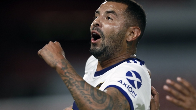 Boca Juniors reaccionó y superó en los últimos minutos a Independiente