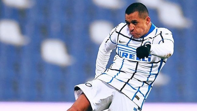 Antonio Conte: No sé si la selección tiene que ver, pero Alexis se lesiona a menudo