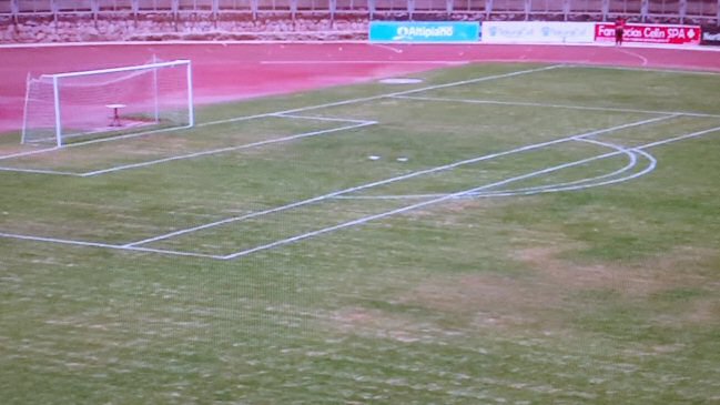 Insólito: Árbitro ordenó repintar las áreas en partido de la Primera B porque eran más chicas