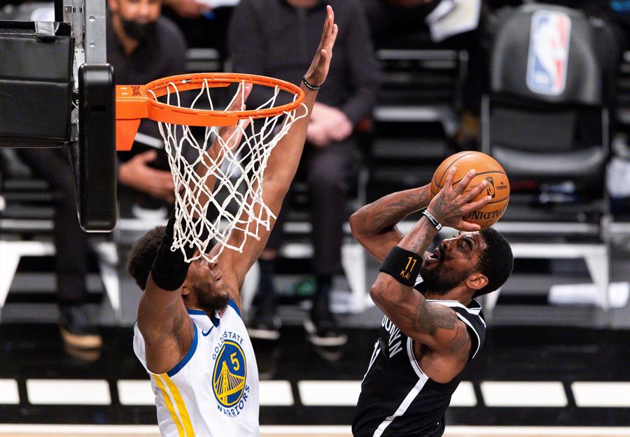 Irving y Durant lideraron el triunfo de Brooklyn Nets sobre Golden State Warriors en Nueva York