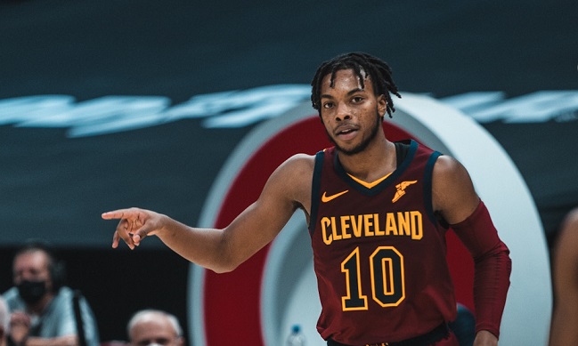 Cleveland Cavaliers celebró ante Charlotte Hornets en la NBA tras sobreponerse a 42 puntos de Rozier