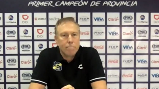 Roberto Sensini en su presentación con Everton: Tengo expectativas de hacer un gran trabajo