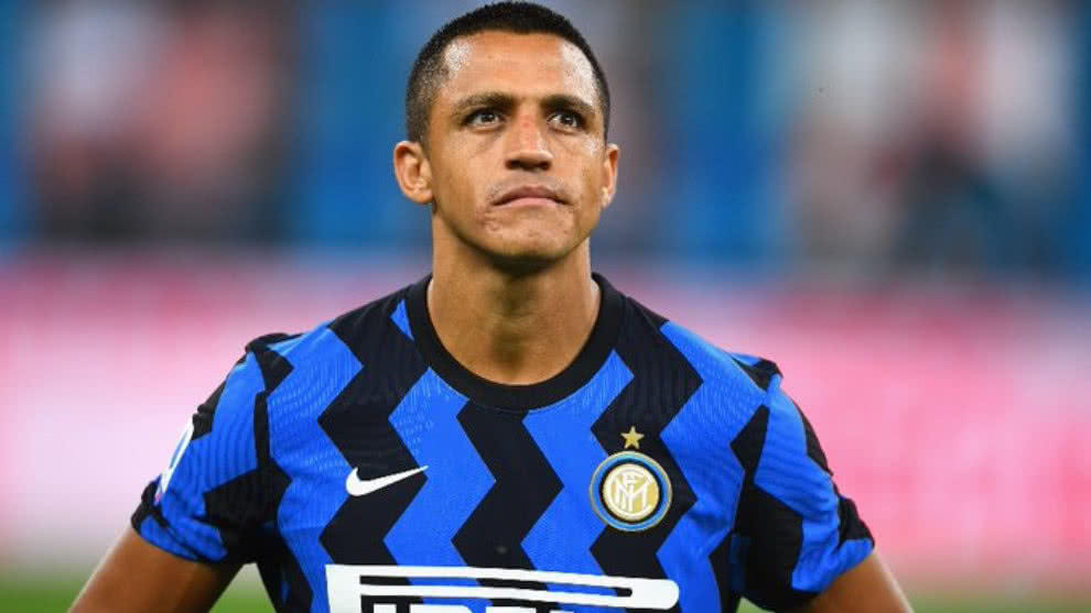 ¿Competencia para Alexis? Antonio Conte sondea dos delanteros para reforzar a Inter