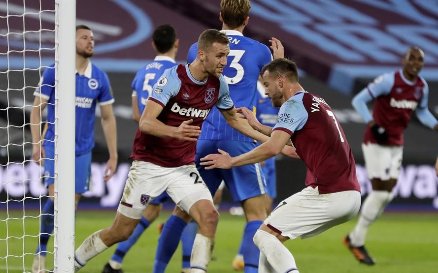 West Ham United rescató un empate ante Brighton en la Premier League