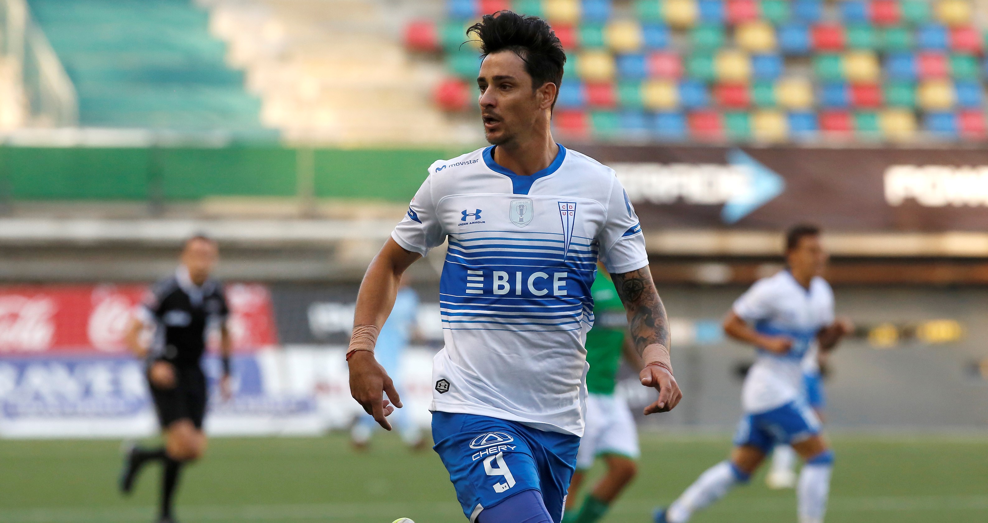 Zampedri cabeceó un centro de Buonanotte para adelantar la UC ante Audax Italiano