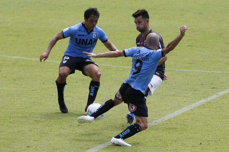 Palestino complicó a Iquique con triunfo en el Tierra de Campeones