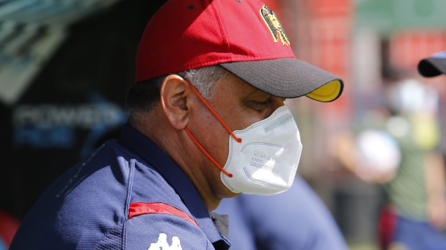 Ronald Fuentes renovó por todo el 2021 con Unión Española