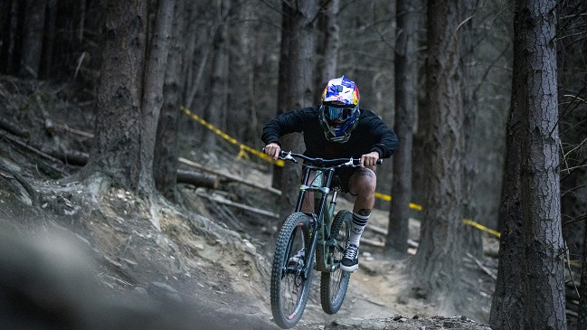 Descenso sin cadenas del australiano Remy Morton marca nuevo episodio de serie “Sound Of Speed”