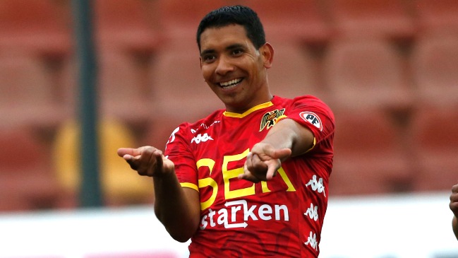 Unión Española realizó nueva oferta a Puebla para retener al goleador Cristián Palacios