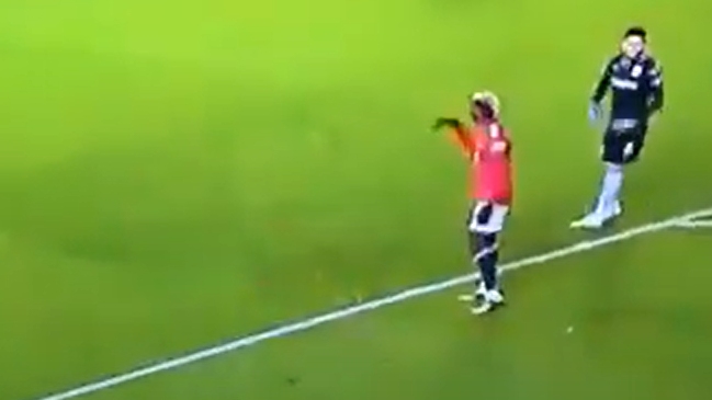 Pogba le pidió a un compañero que simulara un penal y generó polémica en Inglaterra