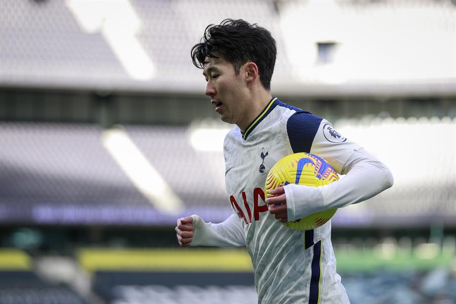 José Mourinho le ganó el duelo a Marcelo Bielsa en la Premier