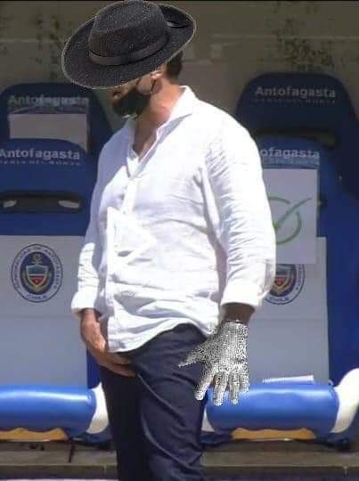 Falcón y el gesto de Quinteros protagonizaron los memes tras triunfo de Colo Colo ante Antofagasta