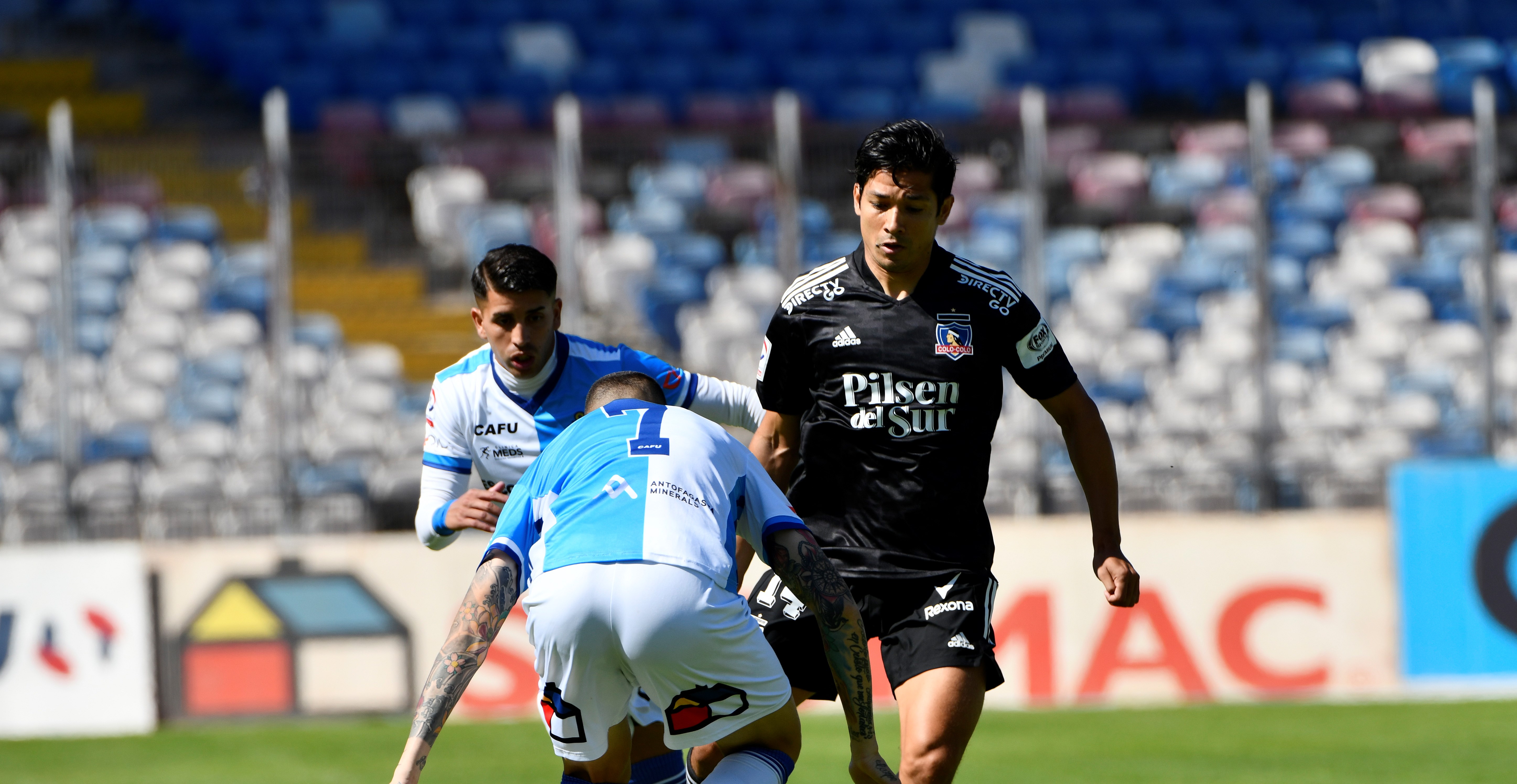 Matías Fernández: No estaba en mis planes sentir una molestia, espero en Dios que no sea nada grave